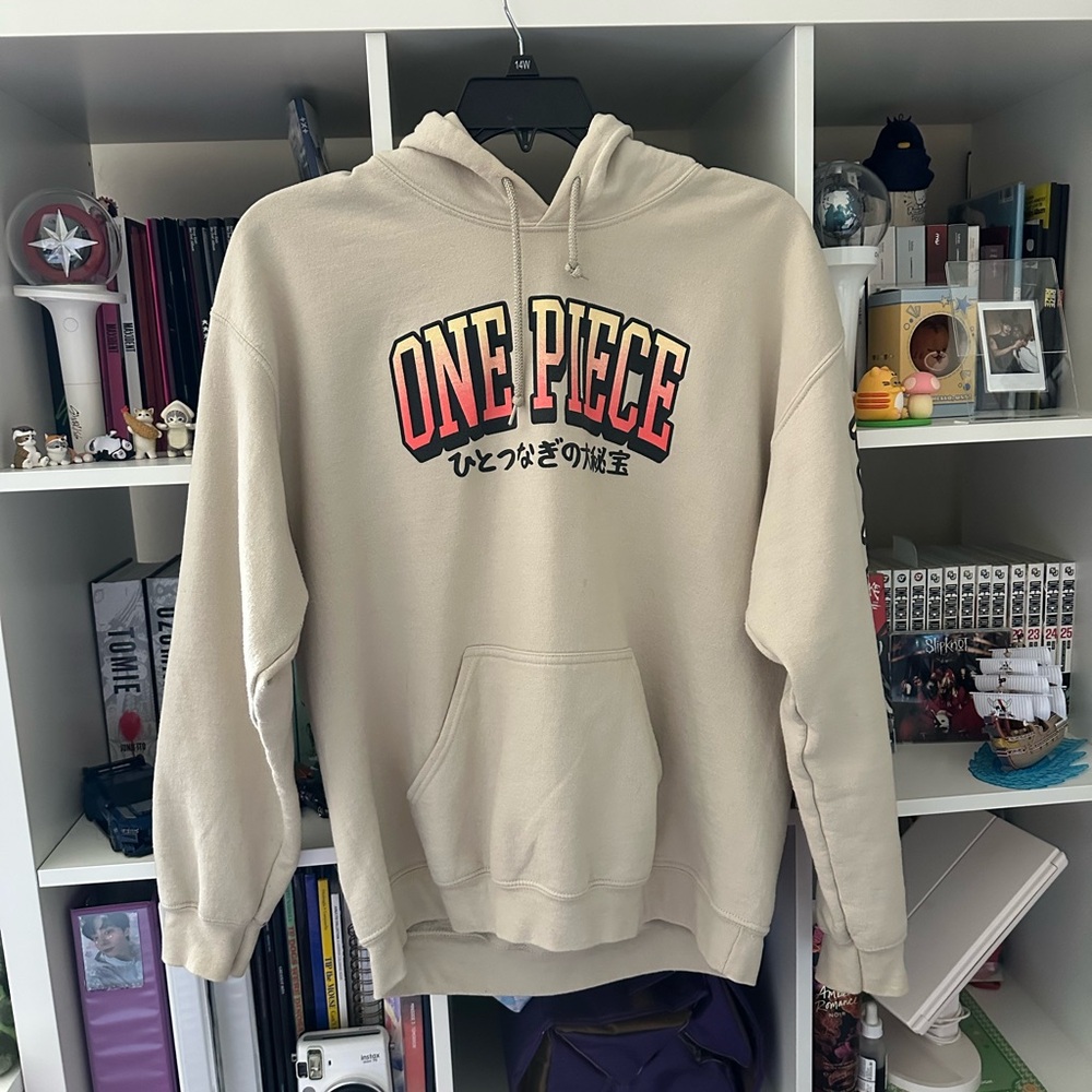 Onepiece Beige Hoodie